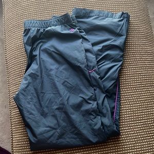 EUC Nike swishy pants off grey purple pinstripe size medium
